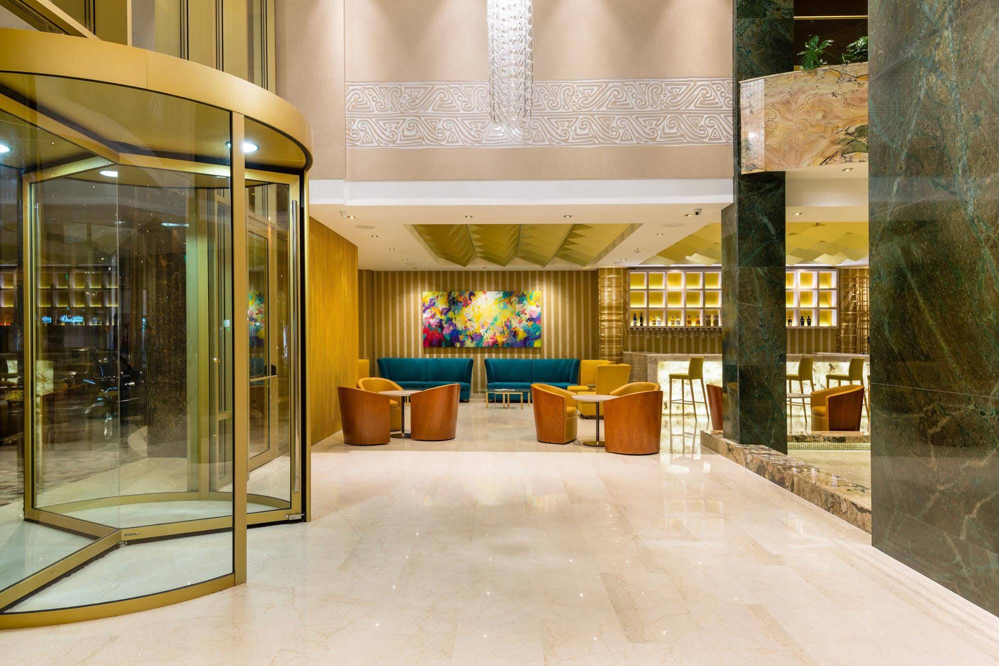 Hotel El Dorado Богота Екстериор снимка